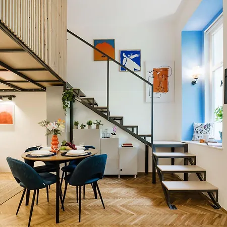 Art Lovers Loft-Garden View 3Br 2Ba Central Gem Budapest Exterior photo