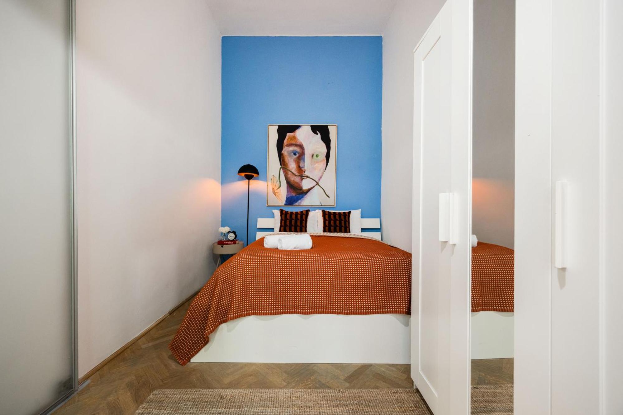 Art Lovers Loft-garden View 3br 2ba Gem * Budapest